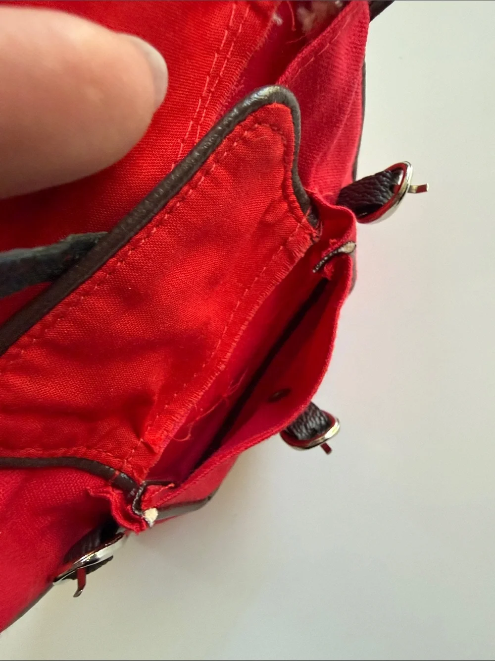 Pleasant Company American Girl Doll Molly McInTire red schoolbag 1996